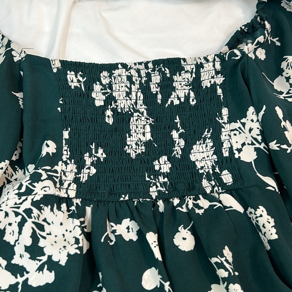 Abercrombie & Fitch Long Sleeve Cinched Front Puff Sleeve Blouse Size Small - Picture 3 of 9